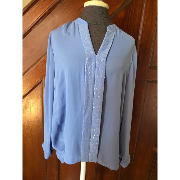 Chicos Periwinkle Blue Pleated Back Blouse Tenni Sequin Trim Size 2 L - Picture 1 of 7